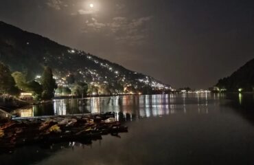 Nainital Lake in Night